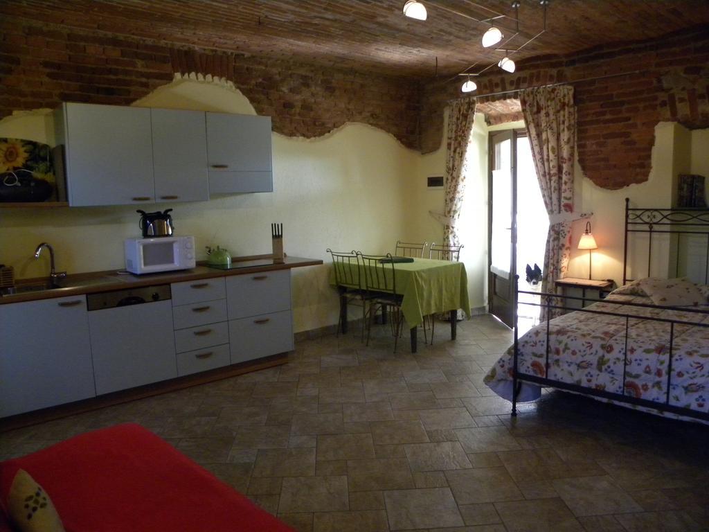 Agriturismo Fano'S Farm Suno Kamer foto
