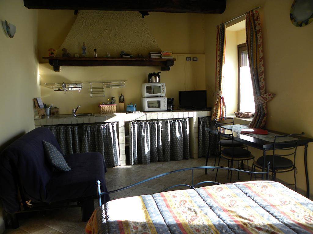 Agriturismo Fano'S Farm Suno Kamer foto